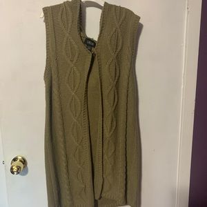Sleeveless long cardigan